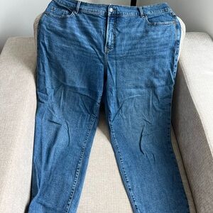 Old Navy Women's Straight Leg Jeans in Blue